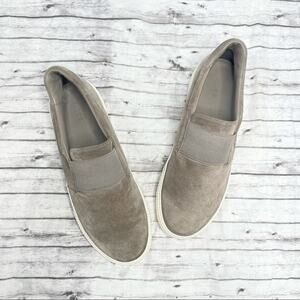 VINCE Suede Sneakers Womens Sz 9.5 Leather Platform Sporty Casual School Preppy